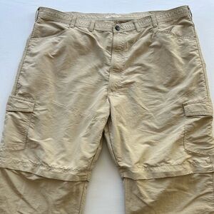 Wrangler zip off leg pants. Size 44x30